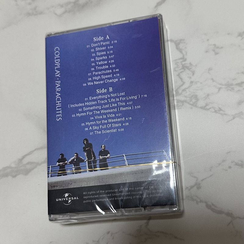 มีสินค้าในสต็อก Coldplay Parac - Books บทวิจารณ์และราคา
